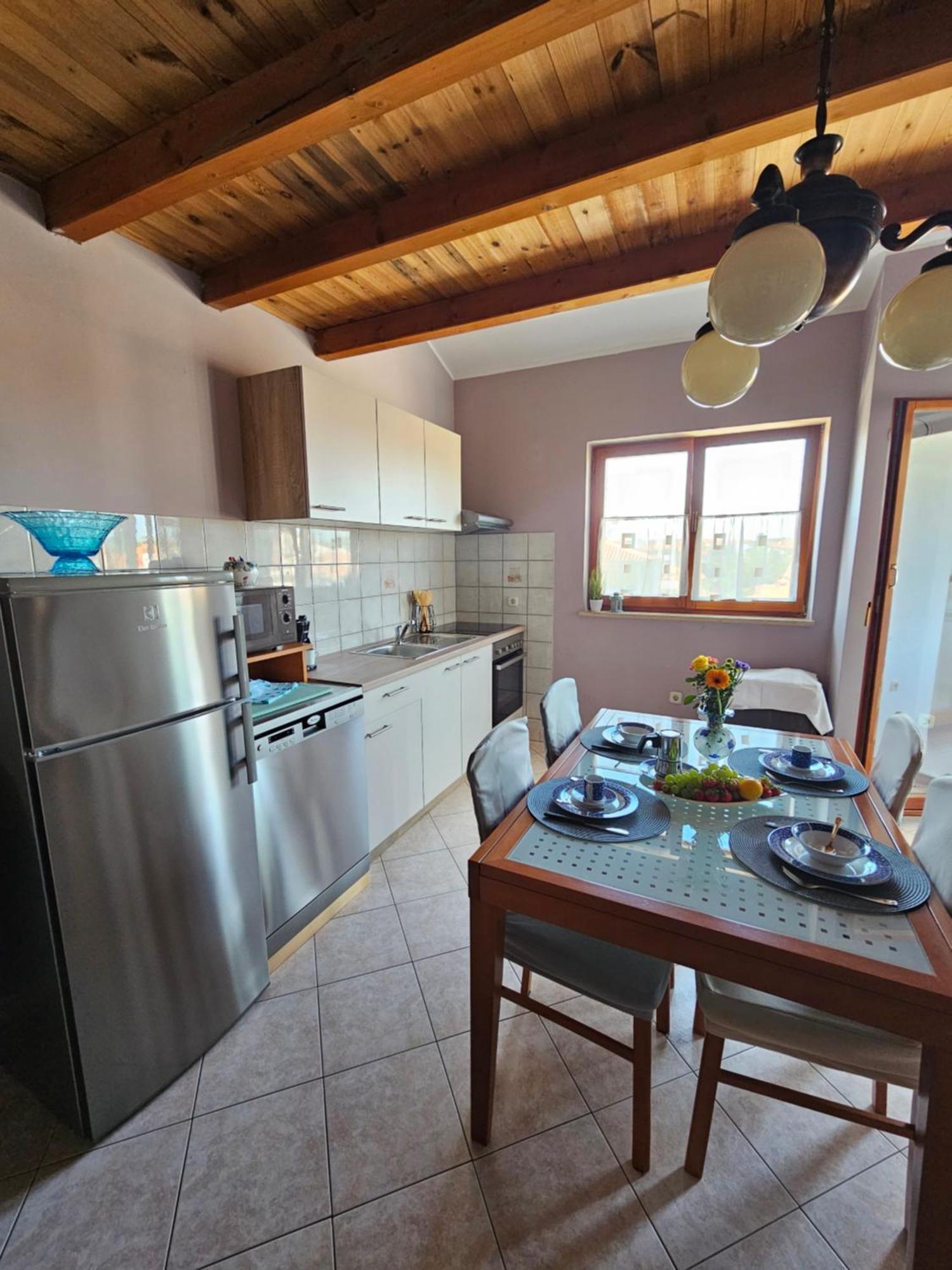 Apartment Neven Rovinj Parking Place Luaran gambar