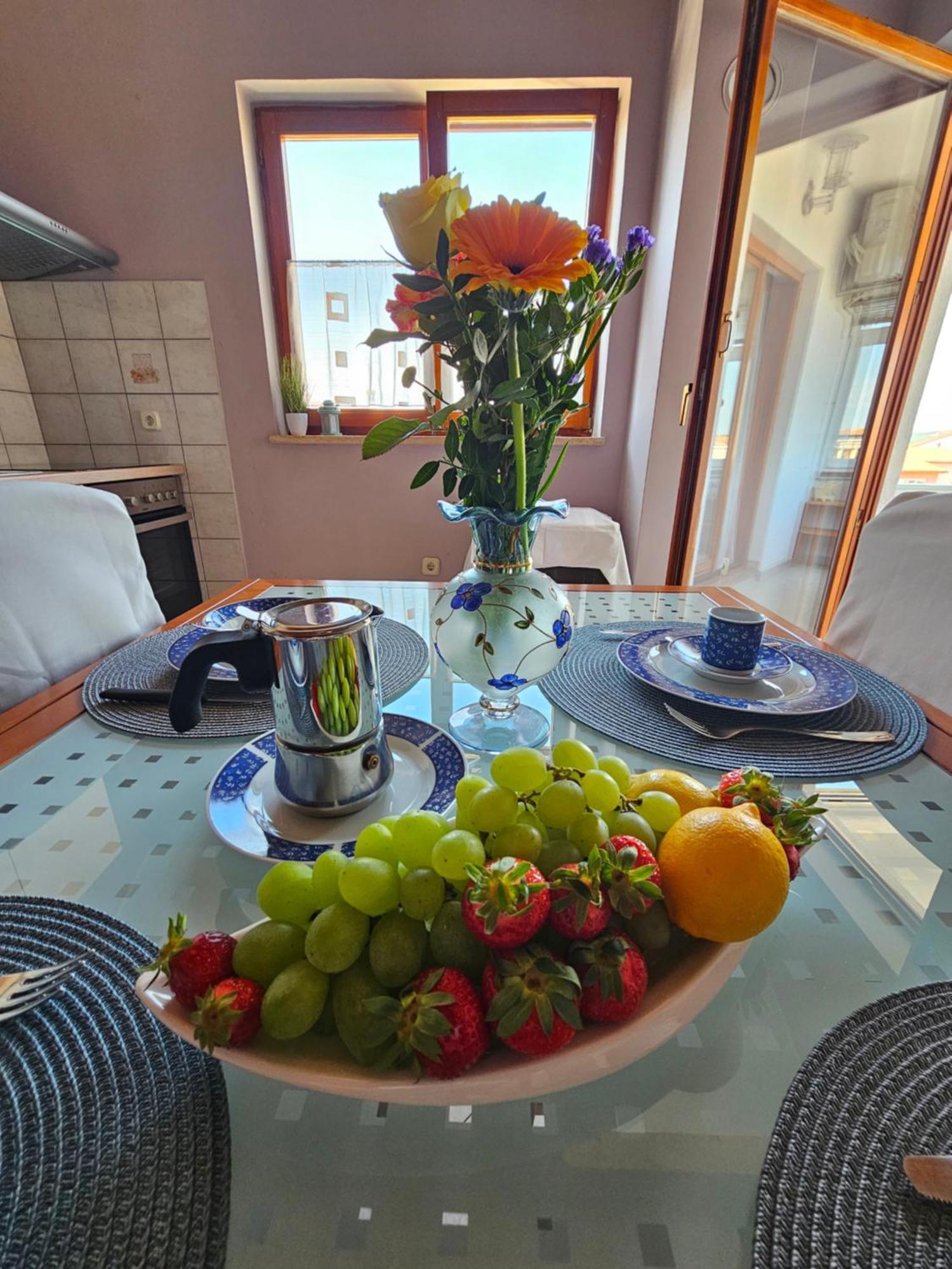 Apartment Neven Rovinj Parking Place Luaran gambar
