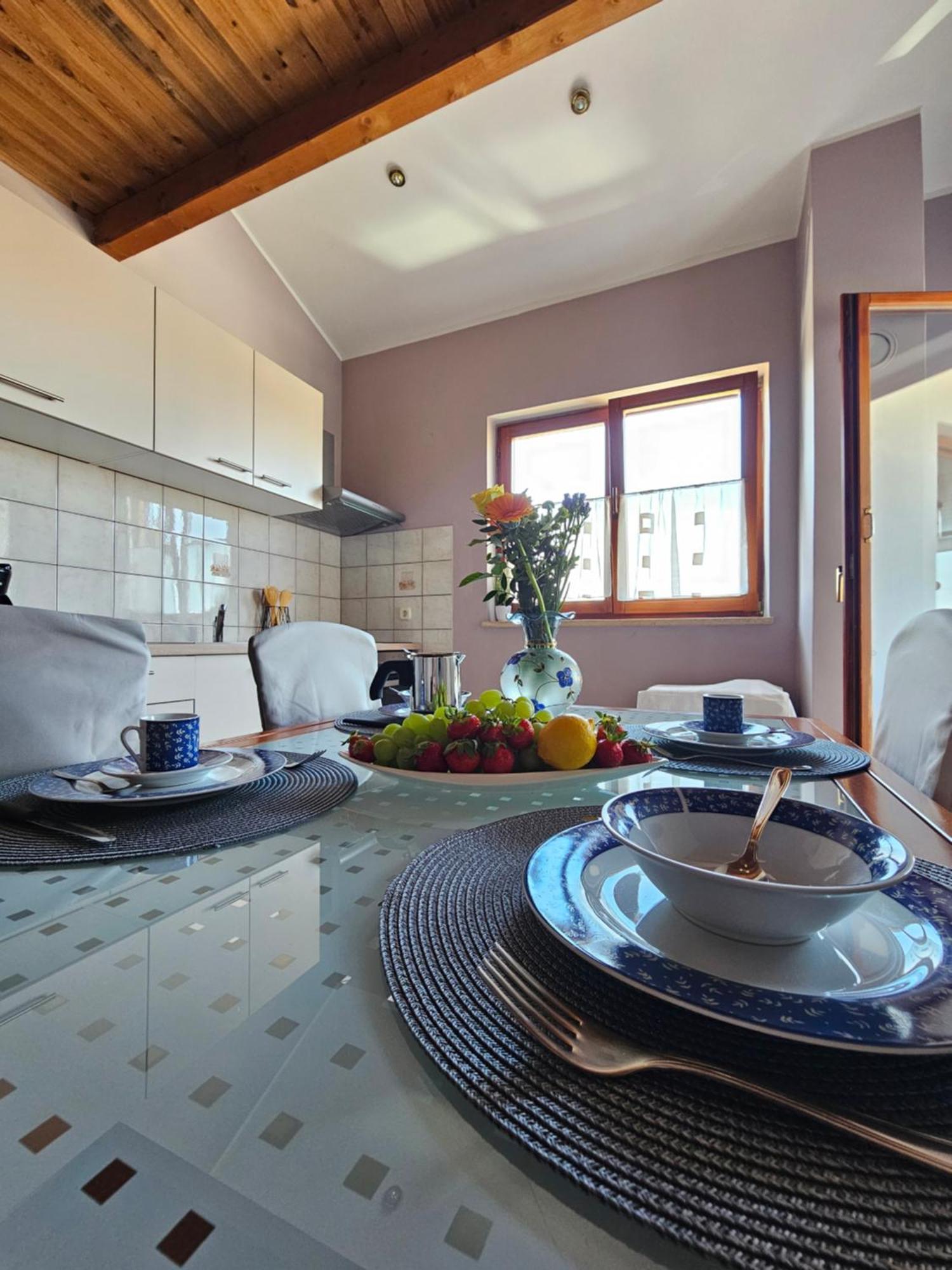 Apartment Neven Rovinj Parking Place Luaran gambar